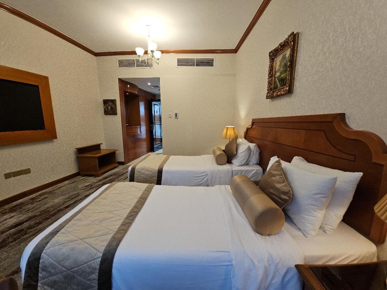 Royal Concorde Hotel & Suite Dubai Ngoại thất bức ảnh